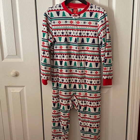 Child’s Christmas Onsie - Picture 1 of 3